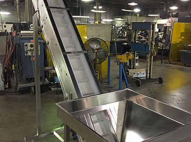 Custom Stainless Pharmaceutical Incline Conveyor